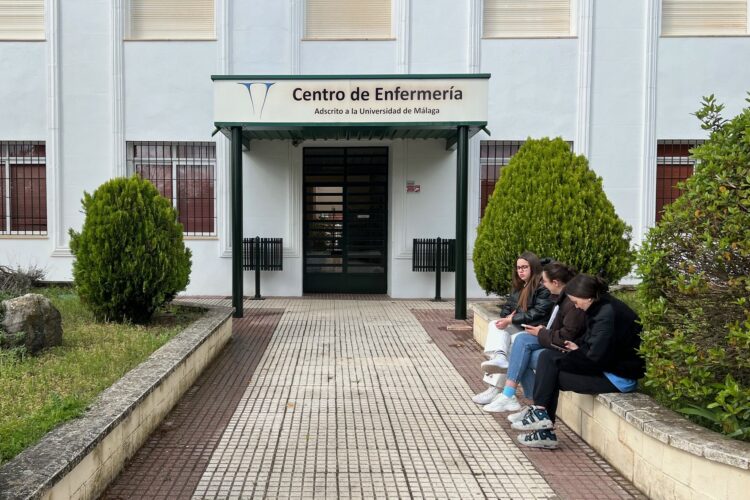 El Ayuntamiento destina 50.000 euros para mejoras en la Escuela Universitaria de Enfermería
