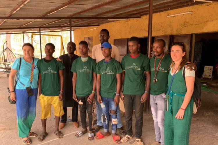 La ONG ‘Whit Us Senegal’ organiza una fiesta solidaria para crear un centro de formación profesional en este país africano