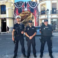 Un policía alemán patrulla las calles de Ronda dentro del proyecto ‘Comisarías Europeas’