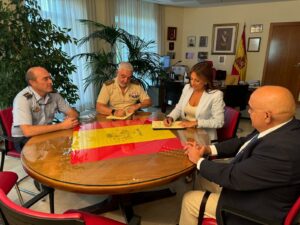 La alcaldesa ha firmado en Madrid el acta de recepción de los terrenos.