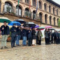 Ronda guarda un minuto de silencio por las más de 60 personas fallecidas en Valencia por la DANA