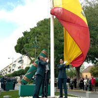 La Guardia Civil de Ronda celebra su patrona, la Virgen del Pilar, con un homenaje a la bandera de España y a los caídos en acto de servicio