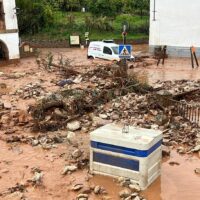 Las intensas lluvias de este jueves provocan el corte de varias carreteras en la Serranía