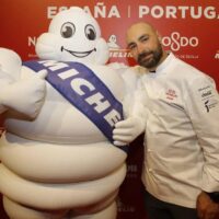 El restaurante Bardal, de Benito Gómez, logra mantener sus dos estrellas Michelin para 2025