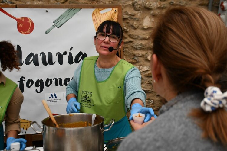 Gran éxito de la XXV edición de la Feria de Artesanía y Gastronomía de Benalauría