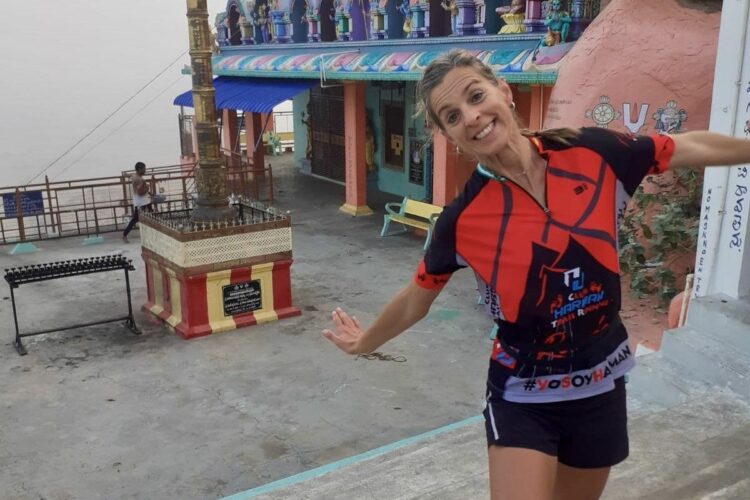 Loli Triviño, del Club Harman, viajó hasta la India para disputar la X Anantanpur Ultramaratón