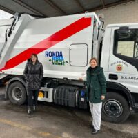 Soliarsa adquiere un nuevo camión de carga lateral para la recogida de residuos urbanos