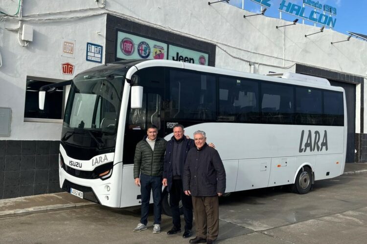 Autocares Lara SL; 60 años llevando a los rondeños a todos los rincones Europa